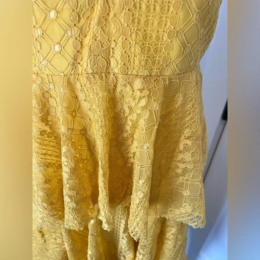 Lulus yellow tiered dress - Picture 5 of 10